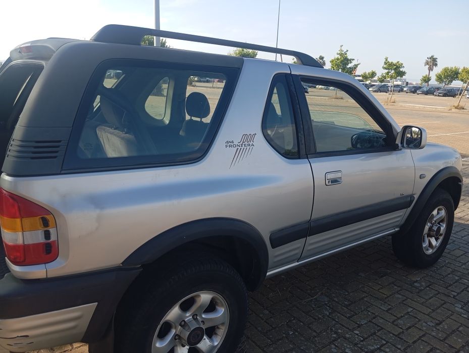 Opel Frontera B Sport 2.2 DTI