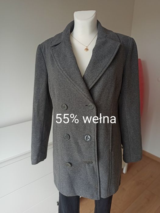 Elegancki klasyczny szary siwy wełniany płaszcz dwurzędowy rozm M/38 C