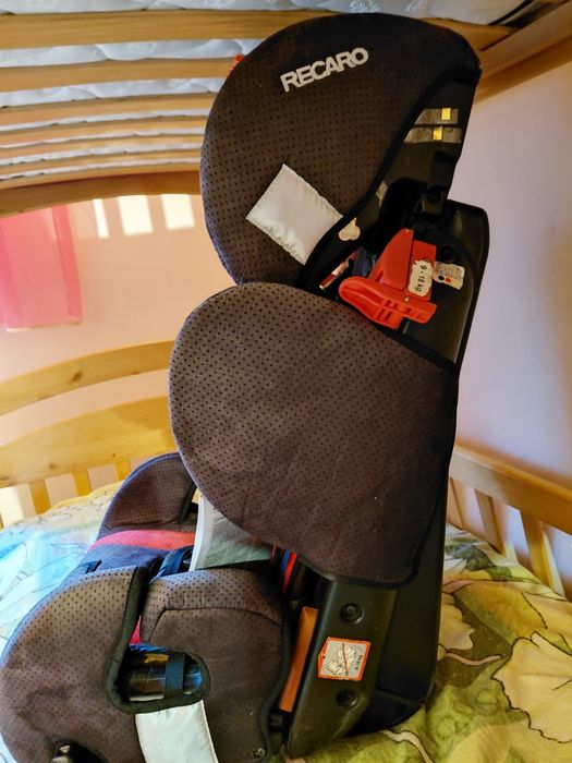 Продам Автокрісло трансформер Німеччина на 1-2-3 вікову групу ідеал
