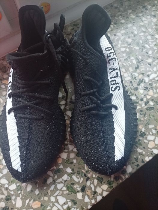 Yezzy 37.5 rozmiar.