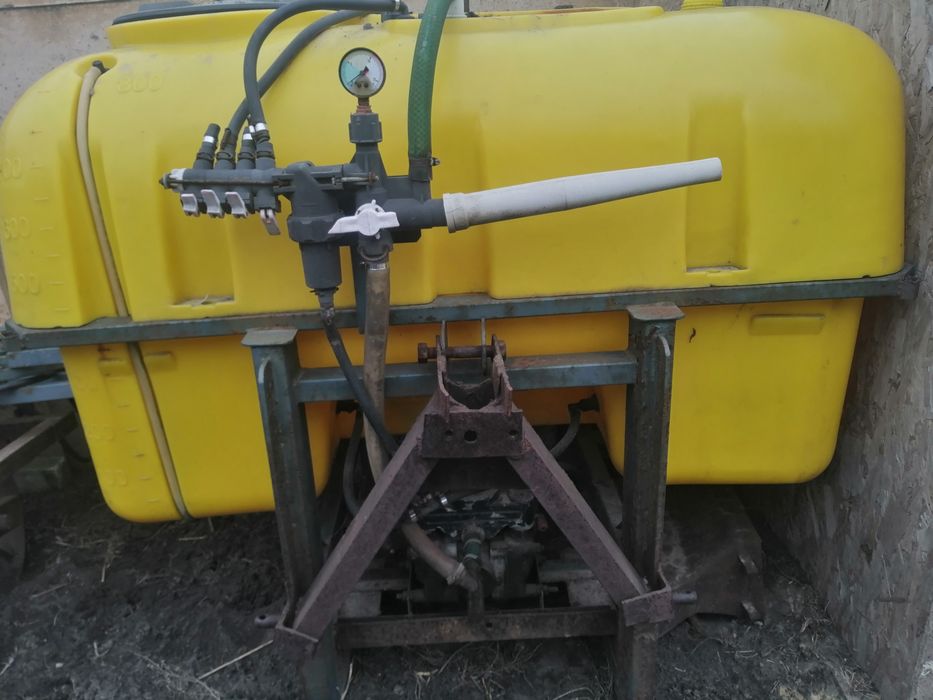 Продам опрыскиватель