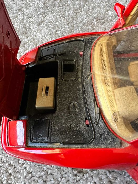 Modelo Vintage Ferrari 348 TB