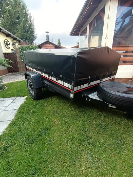 Przyczepka samochodowa bagażowo turystyczna.