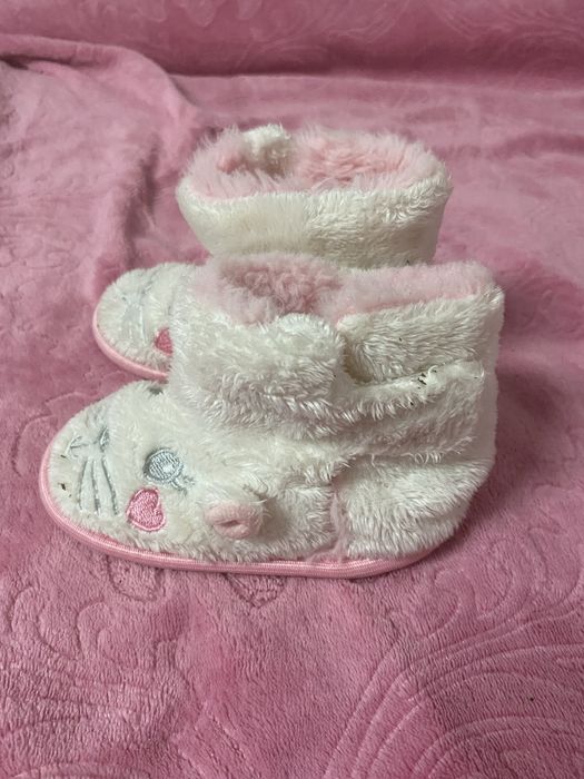 buciki futerkowe na rzepy