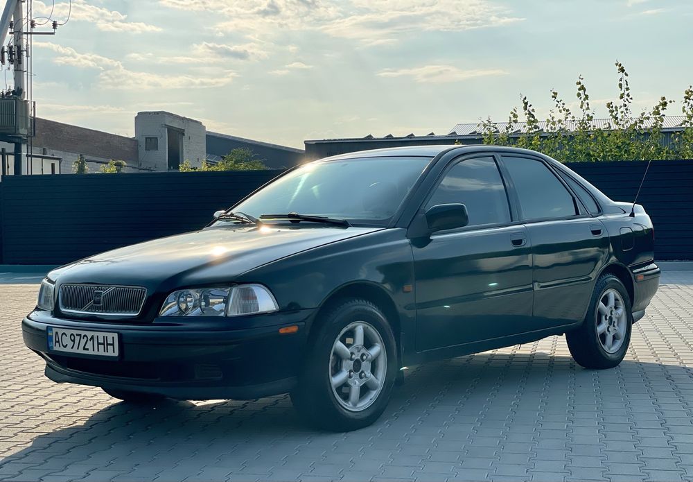 Volvo S40 1.6 газ/бензин