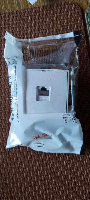 Karlik Mini - włącznik, gniazdko, rolety, elektryk.  Nowe