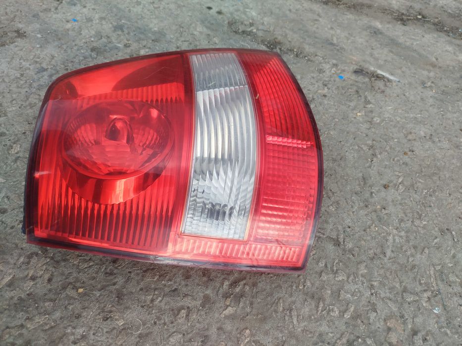 Фара задня Ліва КІА Соренто