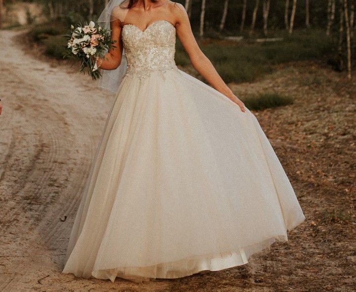 Przepiękna Suknia Ślubna