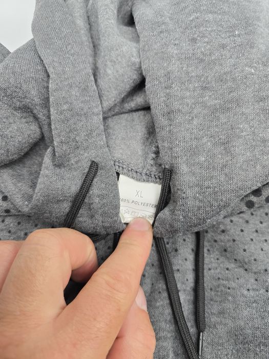 Casaco desportivo de inverno com capuz, novo XL
