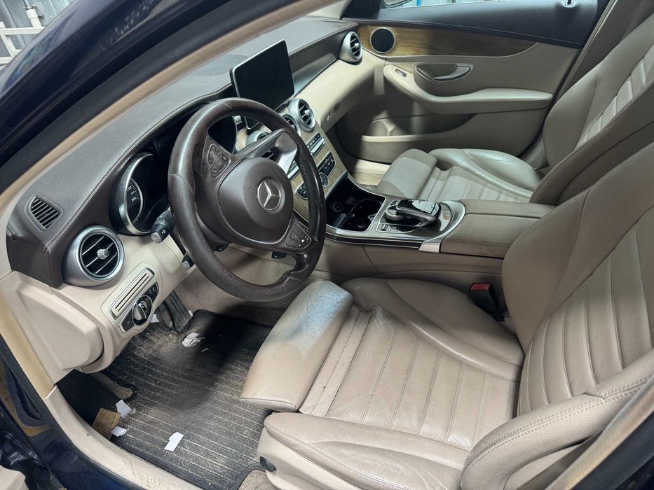 Mercedes C220  W205 de 2014 para peças