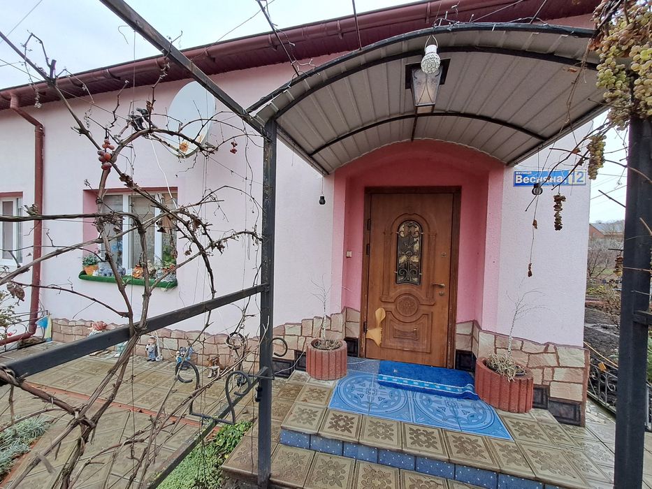 Продаж частини будинку в с.Велика Березовиця, Тернопільський район.