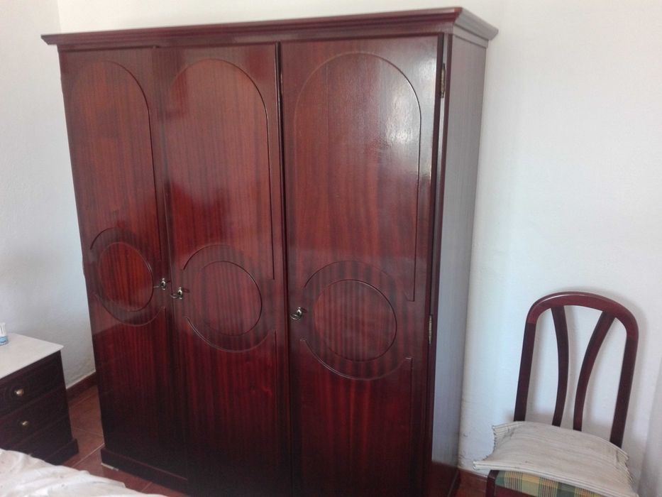 Cama de casal completa (Madeira)