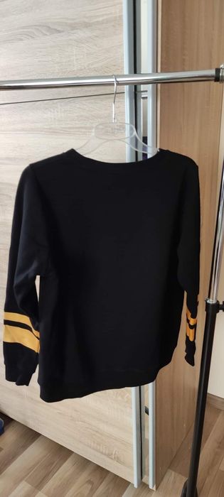 Bluza młodzieżowa czarna Disney