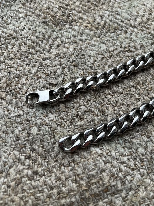 Ланцюжок Alchevsque