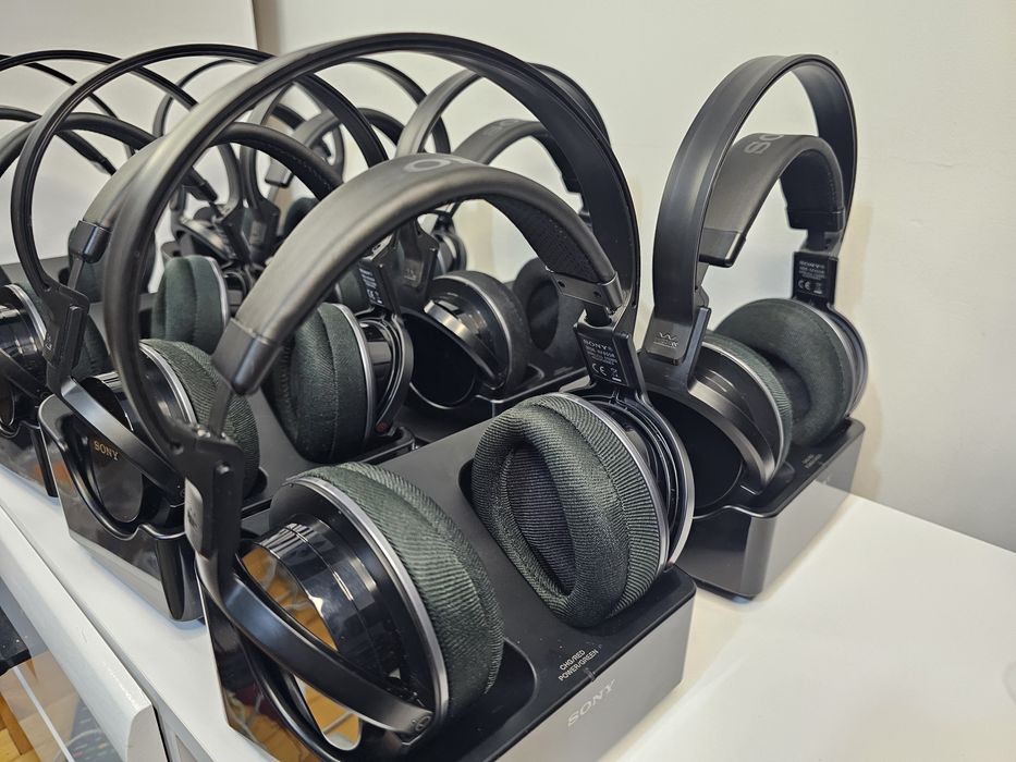 Безпровідні навушники Sony MDR-RF855RK