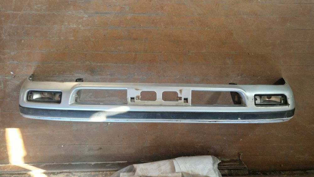 Бампер передній Toyota Carina 2 (Тойота Каріна 2)