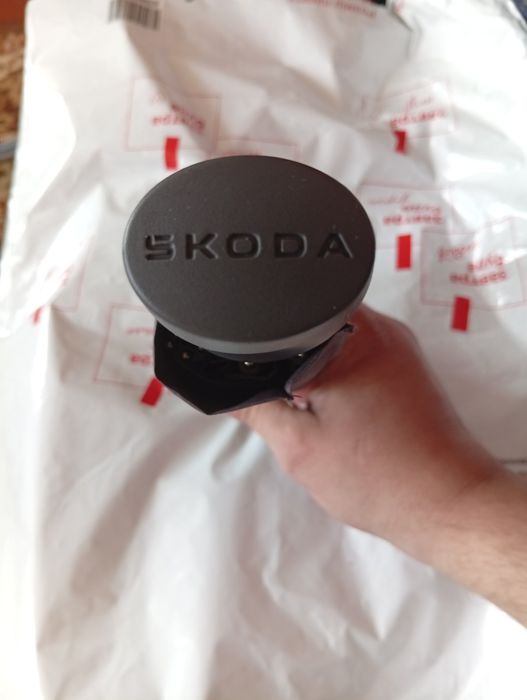 Продам Парасолю для авто .