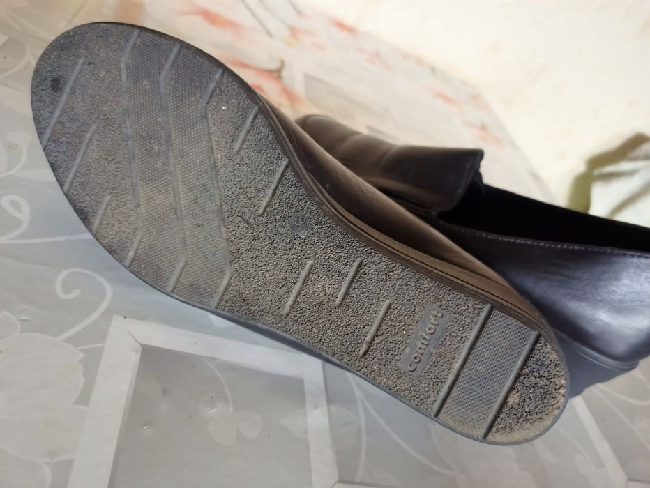 Шкіряні жіночі туфлі