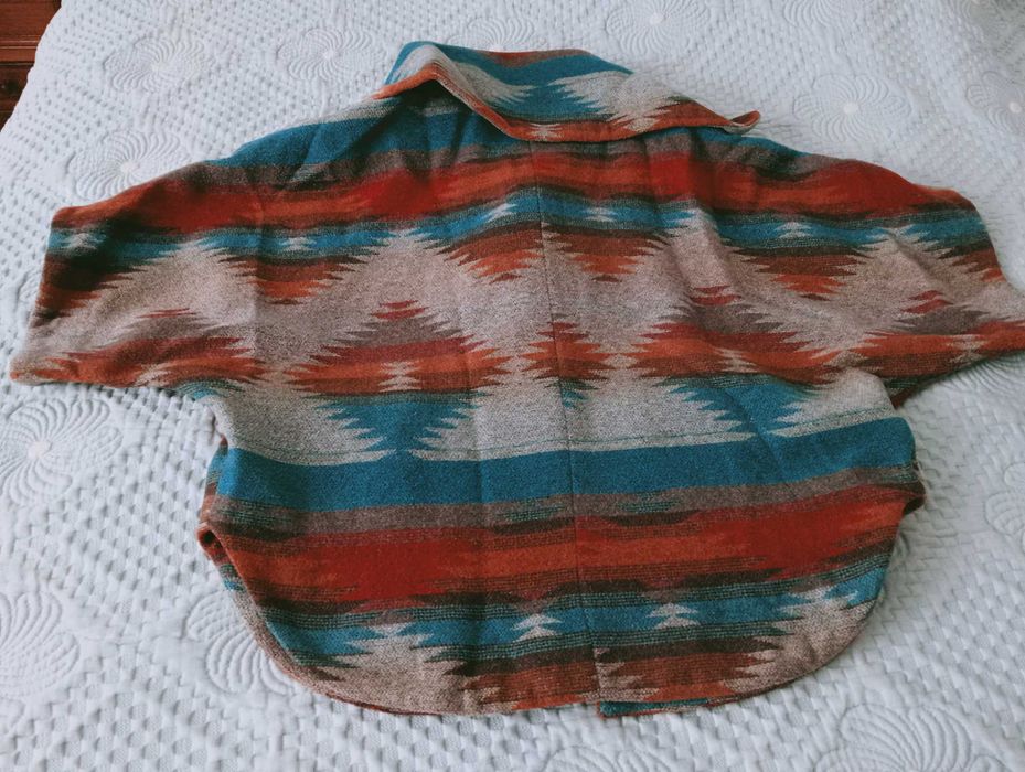 Capa/Casaco Fazenda Stradivarius. Novo.