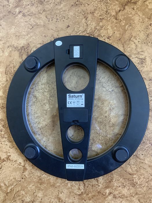 Весы напольные Saturn ST-PS7238