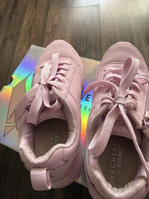 Кросівки Skechers для дівчинки