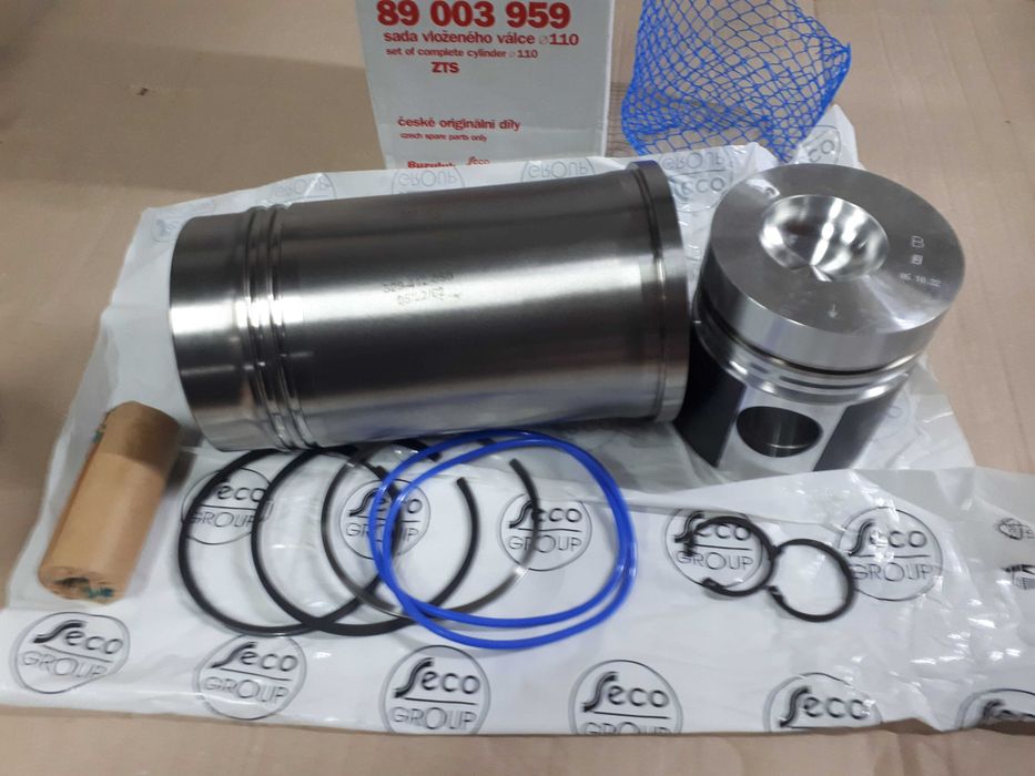 Zestaw napraw silnika C-385 turbo ,Zetor , 3 pierścienie . Czeski !  #