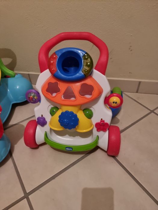 Brinquedos criança - andarilho, cavalinho, carro