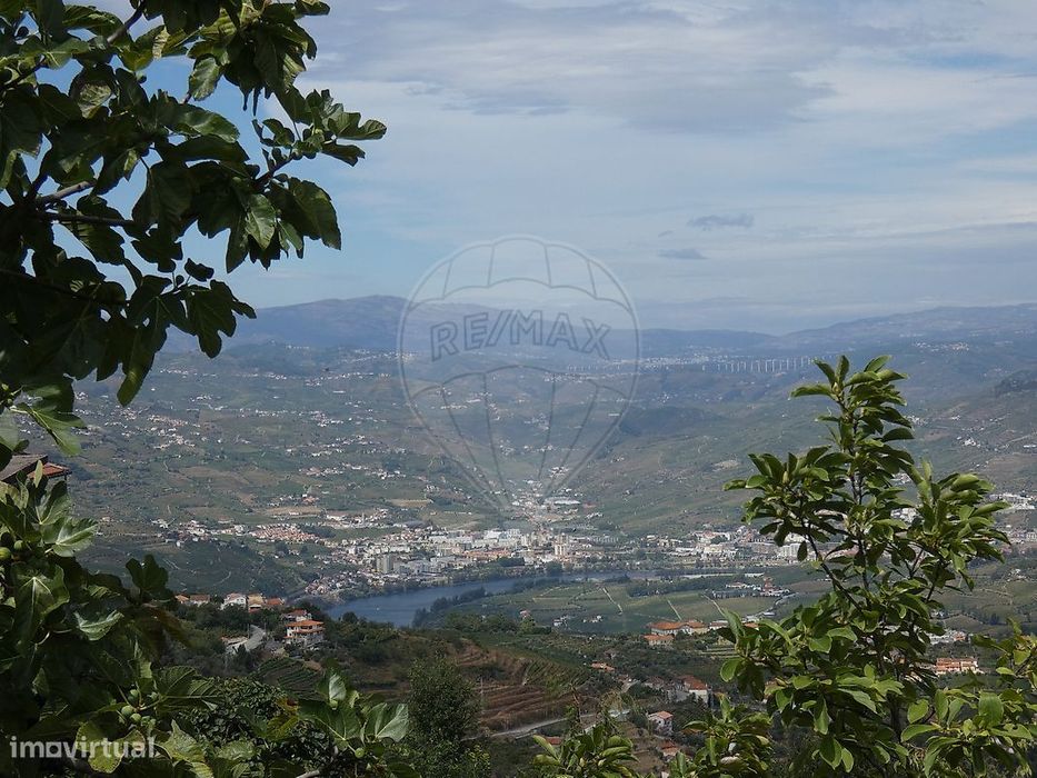 Terreno  para venda — Lamego (Almacave E Sé), Viseu
