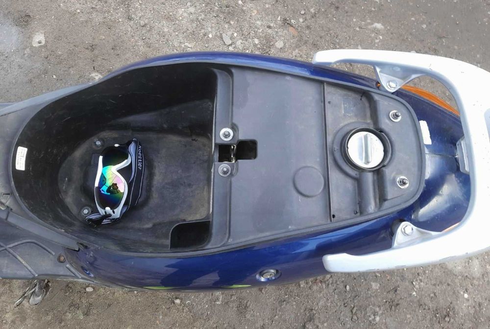 Продам скутер Honda nes 150. Хонда sh 150.