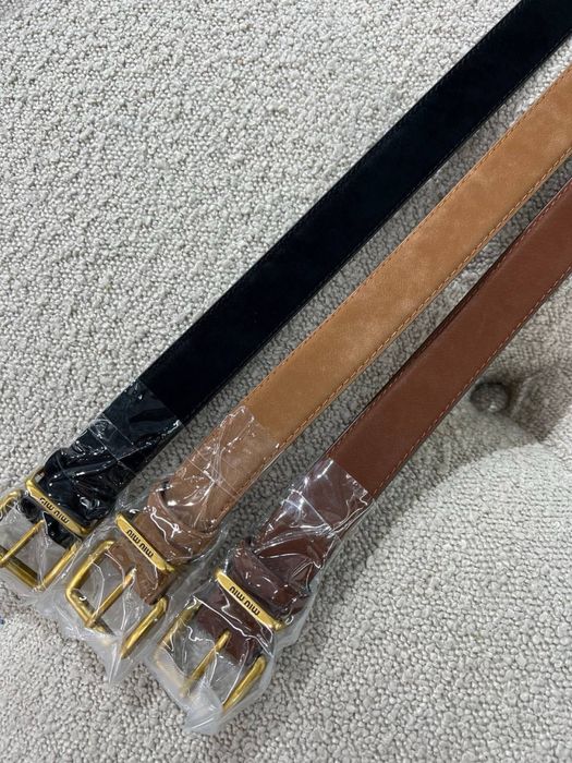 Ремінь miu miu замшевий без коробки коричневий колір