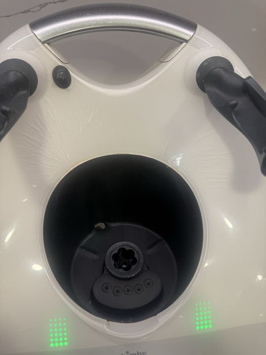 Bimby Tm5 com respetivos acessorios