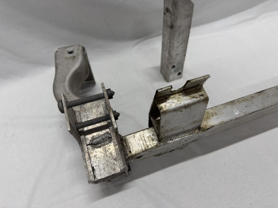 Pas Przedni Strefy Zgniotu Mercedes A B Klasa CLA W246 W117 W176