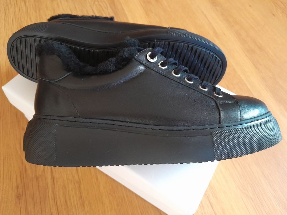 Нові зимові шкіряні кеди Estro