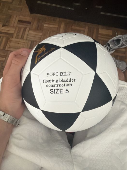 Bola de altinha.
