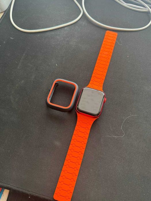 Apple Watch Series 6 44mm (GPS + Cellular) Product Red