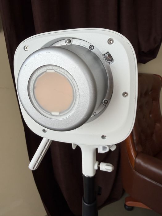 Apture Amaran 300c RGB