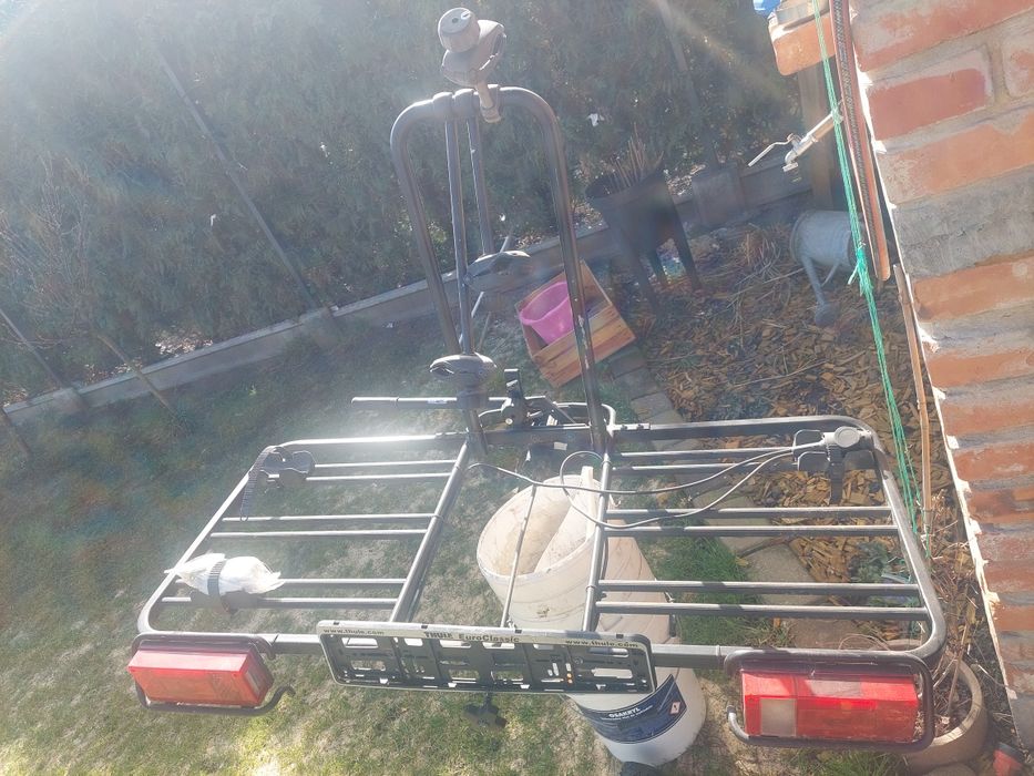 Bagażnik rowerowy na hak na 3 rowery