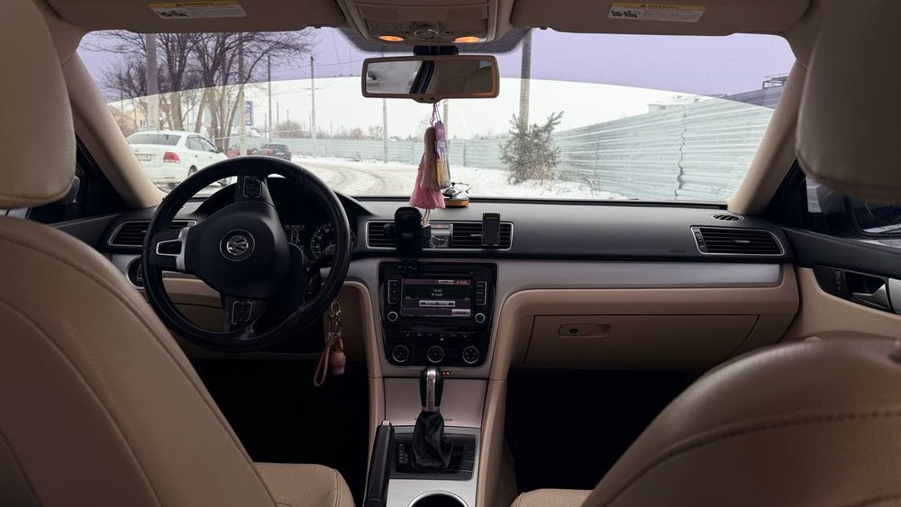 Volkswagen Passat b7 2.5