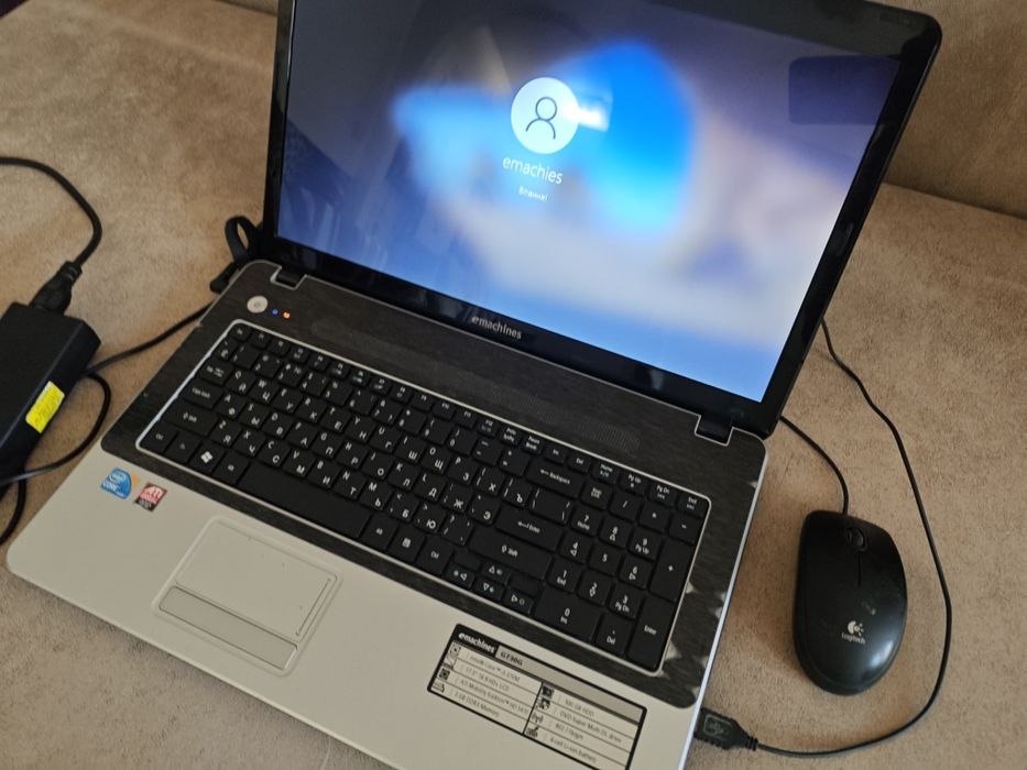 Ноутбук emachines g730