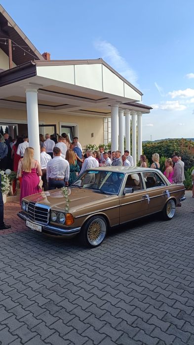 Auto do ślubu/teledysku - Mercedes W123 (Beczka)