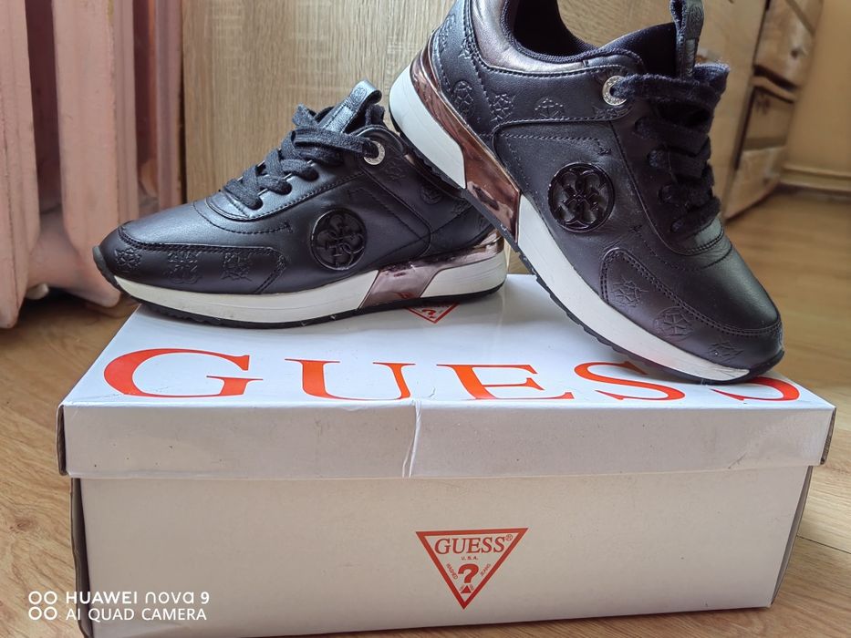 Buty oryginalne Guess