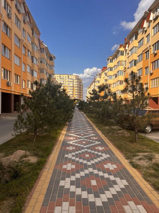 Продається сучасна 1-кк 42 м2 в ЖК «Київський маєток», розтермінування 2 роки