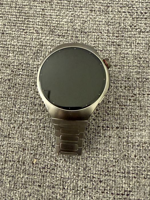 Smartwatch HUAWEI Watch 5 (46 mm - Titânio)