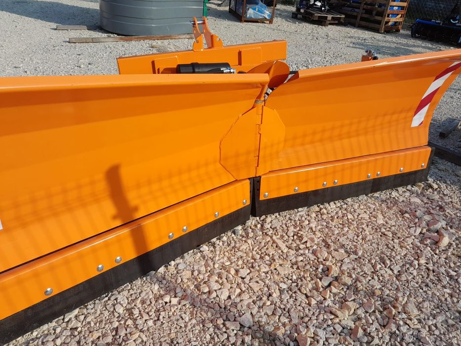 Pług komunalny do śniegu strzałka VOLANT 2.5-3.2 m TRANSPORT