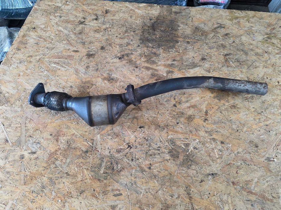 tłumik portki katalizator Audi a4 b6 02 rok 1.9 tdi 130 AWX  Komplet