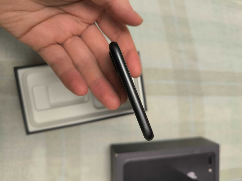 iPhone 8 Plus 64 ГБ Neverlock