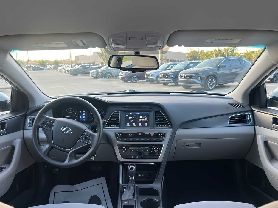 Hyundai Sonata      2017