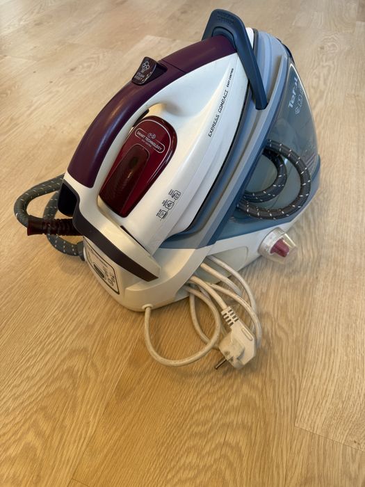 Продам парогенератор Tefal GV7620