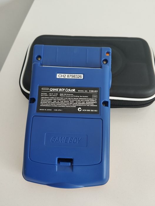 Gameboy color Pokémon com 7 jogos Pokémon e acessórios