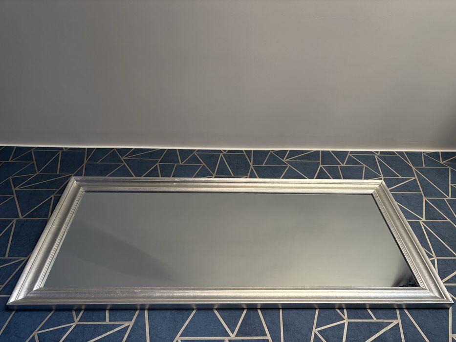 Lustro w srebrnej ramie 180x80